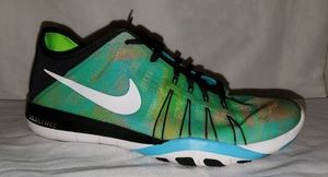 Nike free 5.0 size 7.5